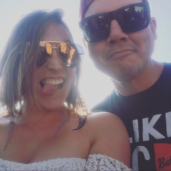 Meet your Posher, Kristal - Picture 1 of 1